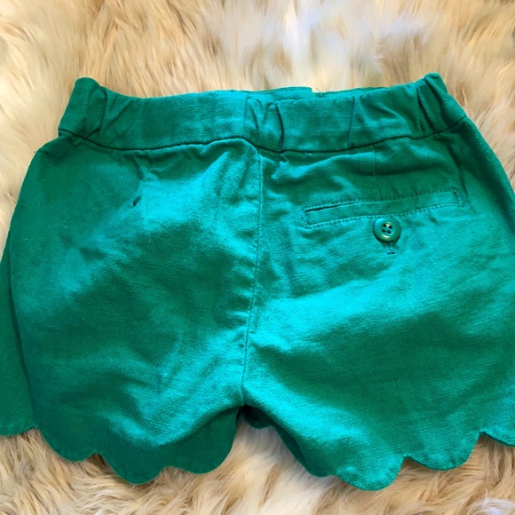 Crew Cuts size 5 shorts with ridged detail. Emerald green color side pockets.*1 - Picture 10 of 10